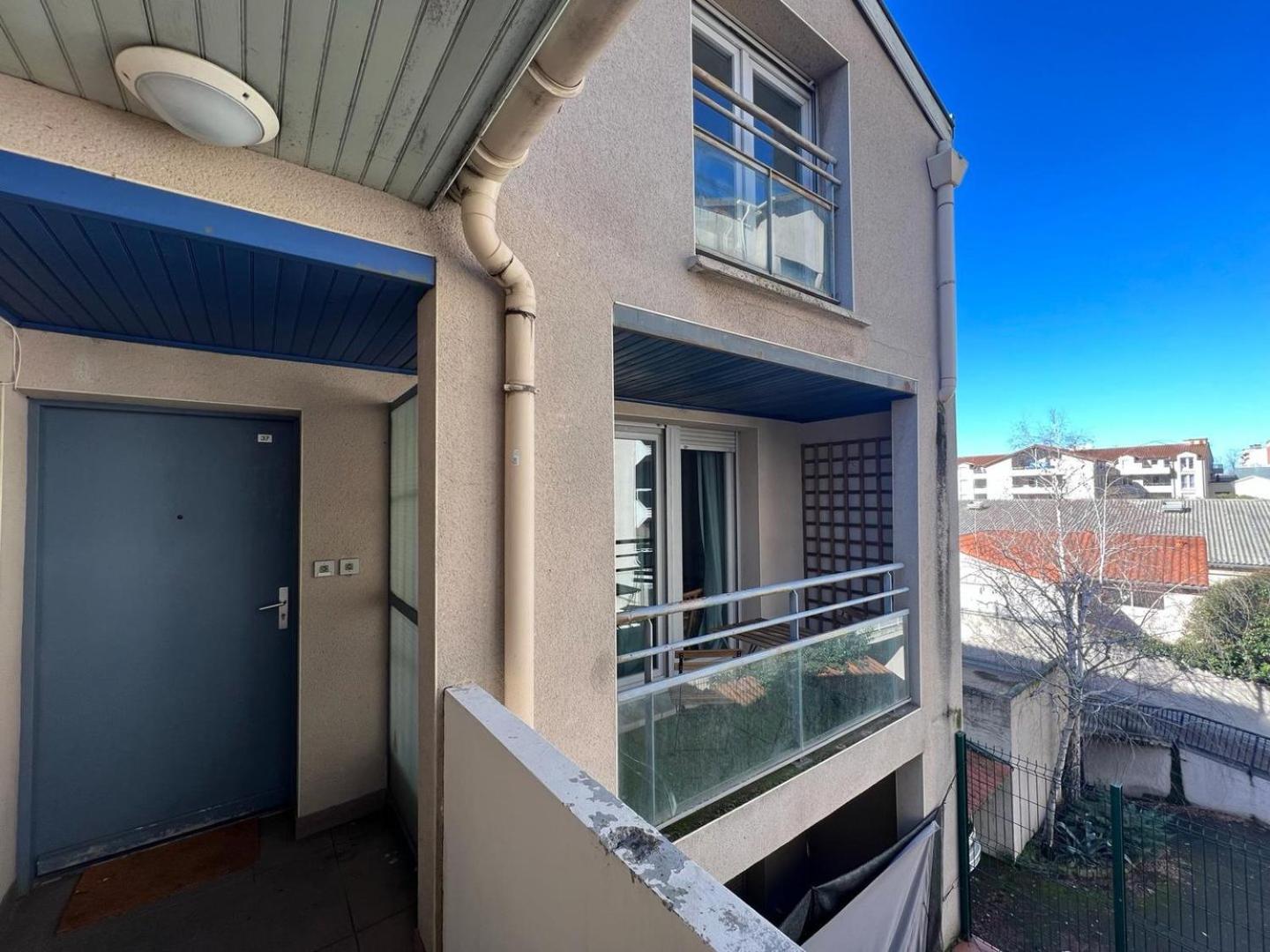 Beau T3 - Stationnement Prive Apartamento Toulouse Exterior foto